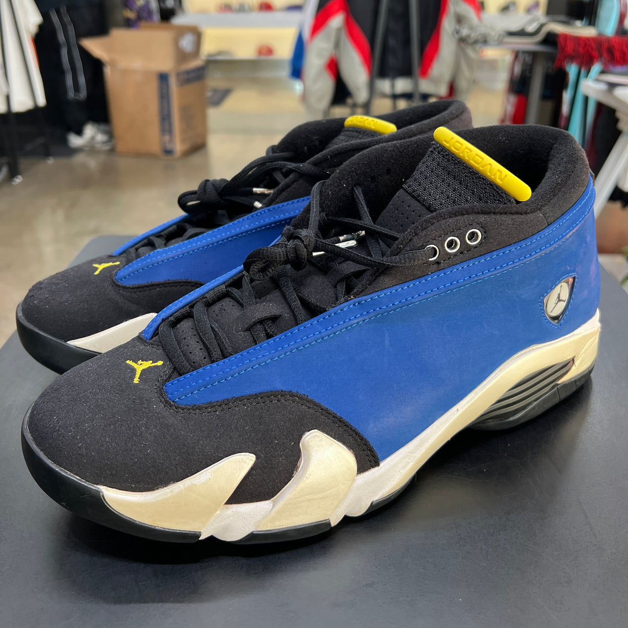 Air Jordan 14 Laney (2015)