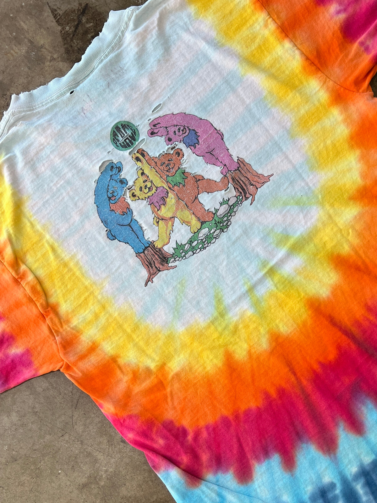 Grateful Dead Tie Dye Distressed Collar Tee Large