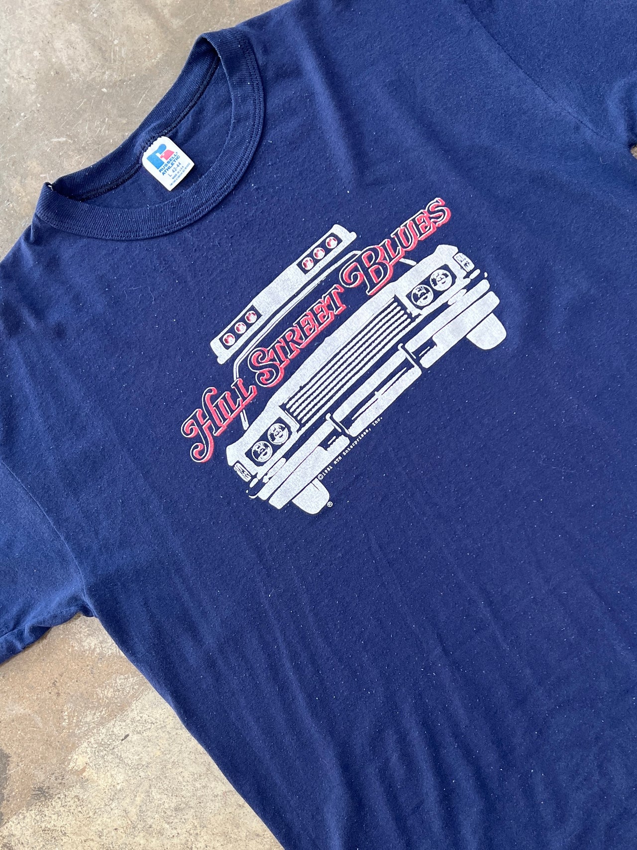 1981 Hill Street Blues 80s Single Stitch Russell Athletic Tee