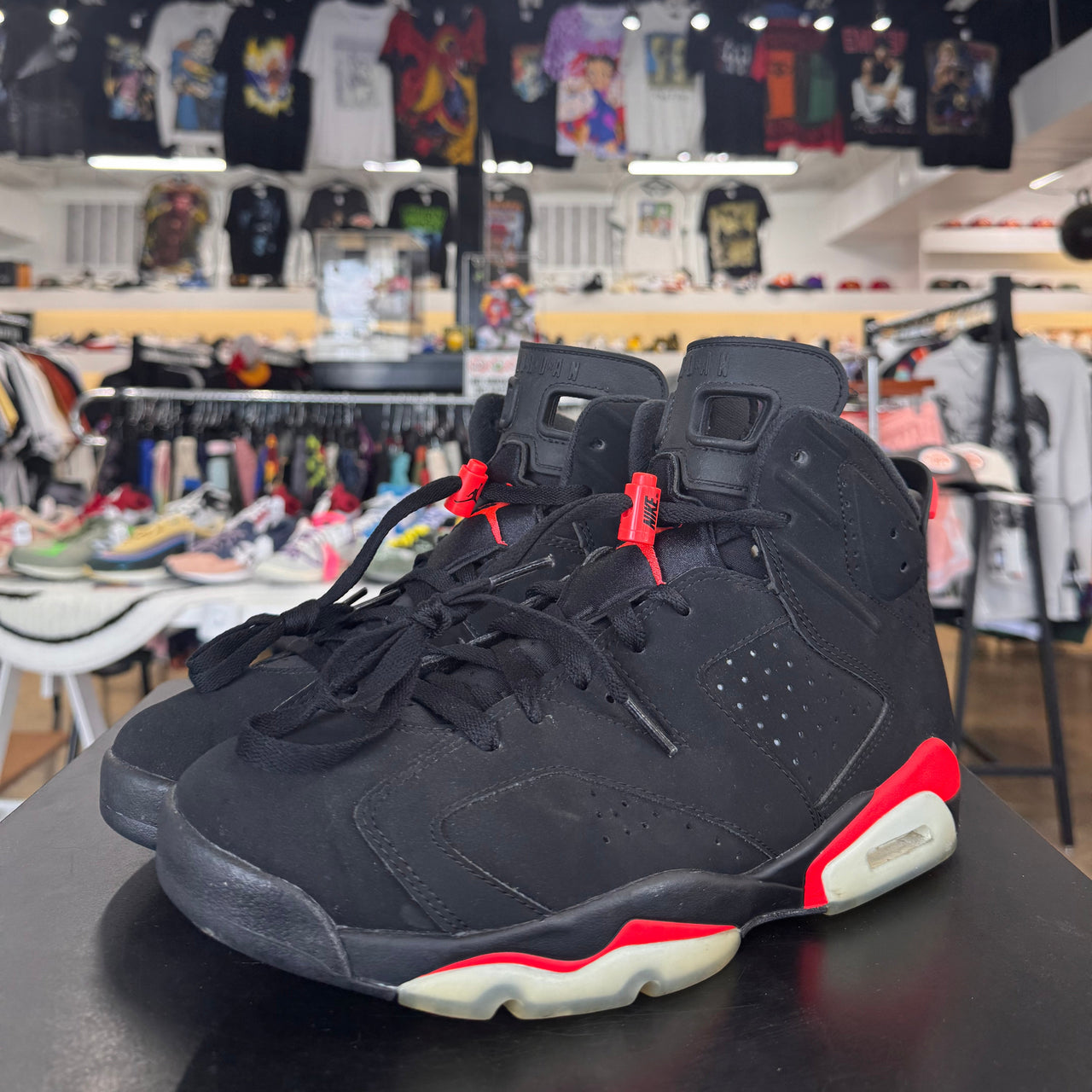 Air Jordan 6 Retro Black Infrared (2019)