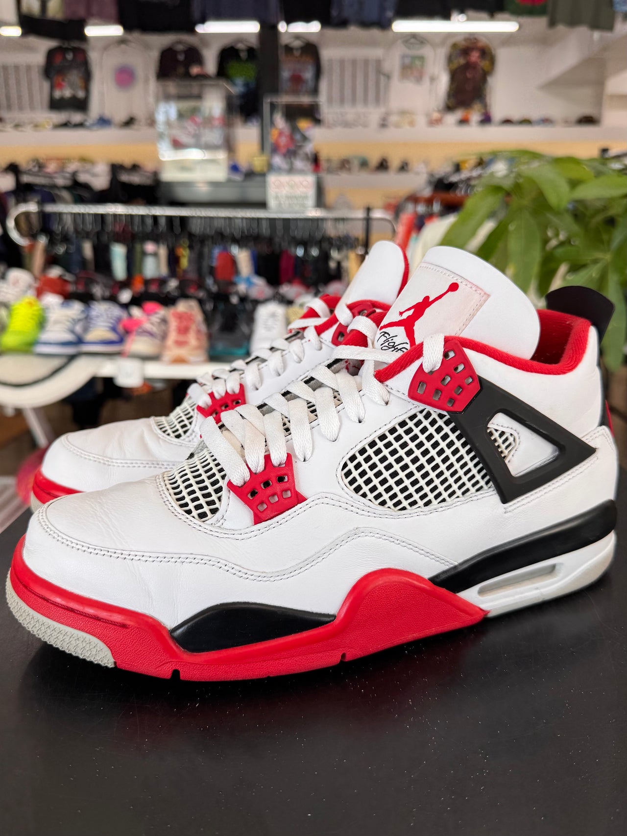 Air Jordan 4 Fire Red (2020)