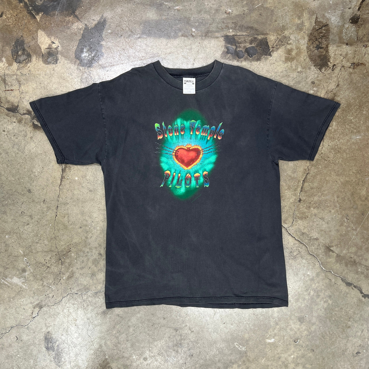 2000 Stone Temple Pilots Heart Faded Tee Tultex