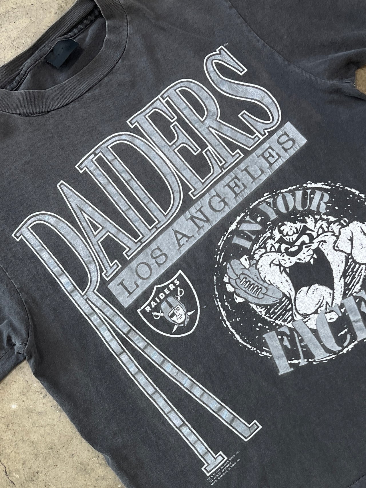 1991 Los Angeles Raiders Looney Tunes Taz Tee