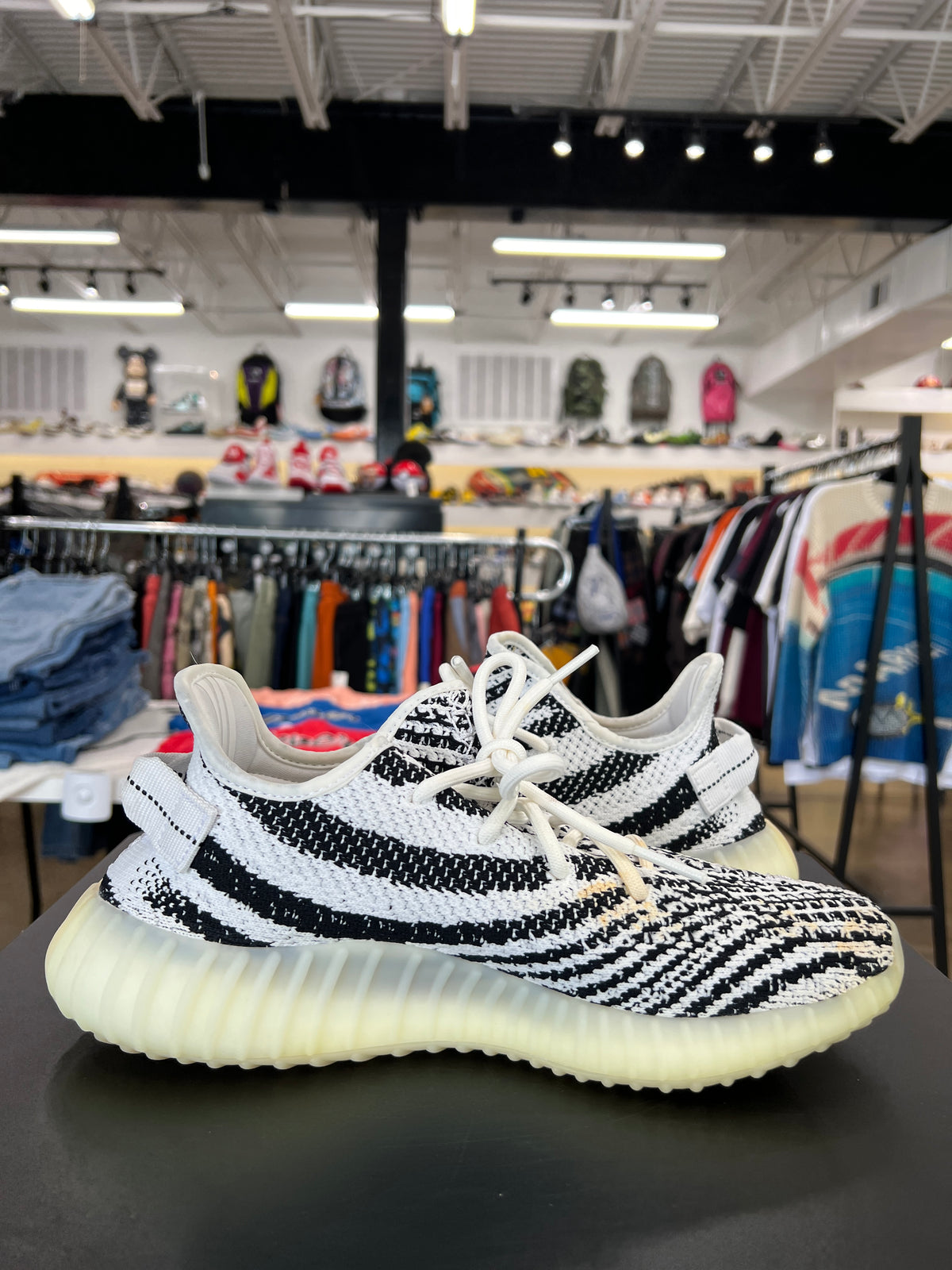 Yeezy 350 V2 Zebra