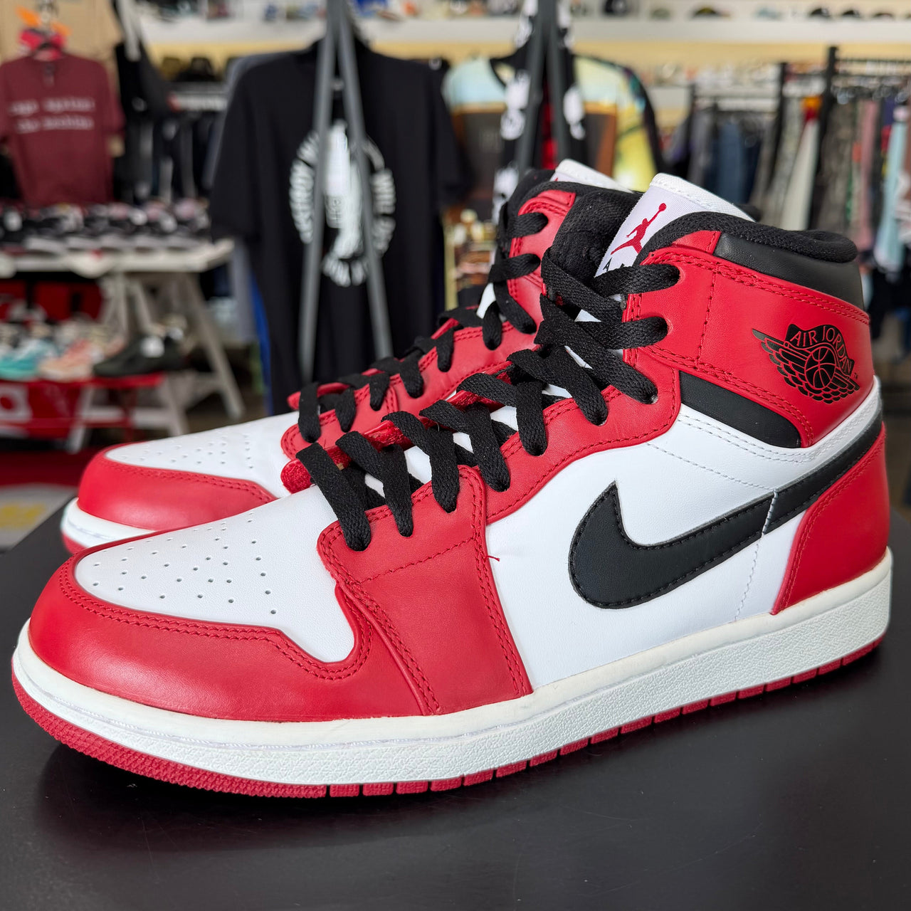 Air Jordan 1 Chicago (2013)
