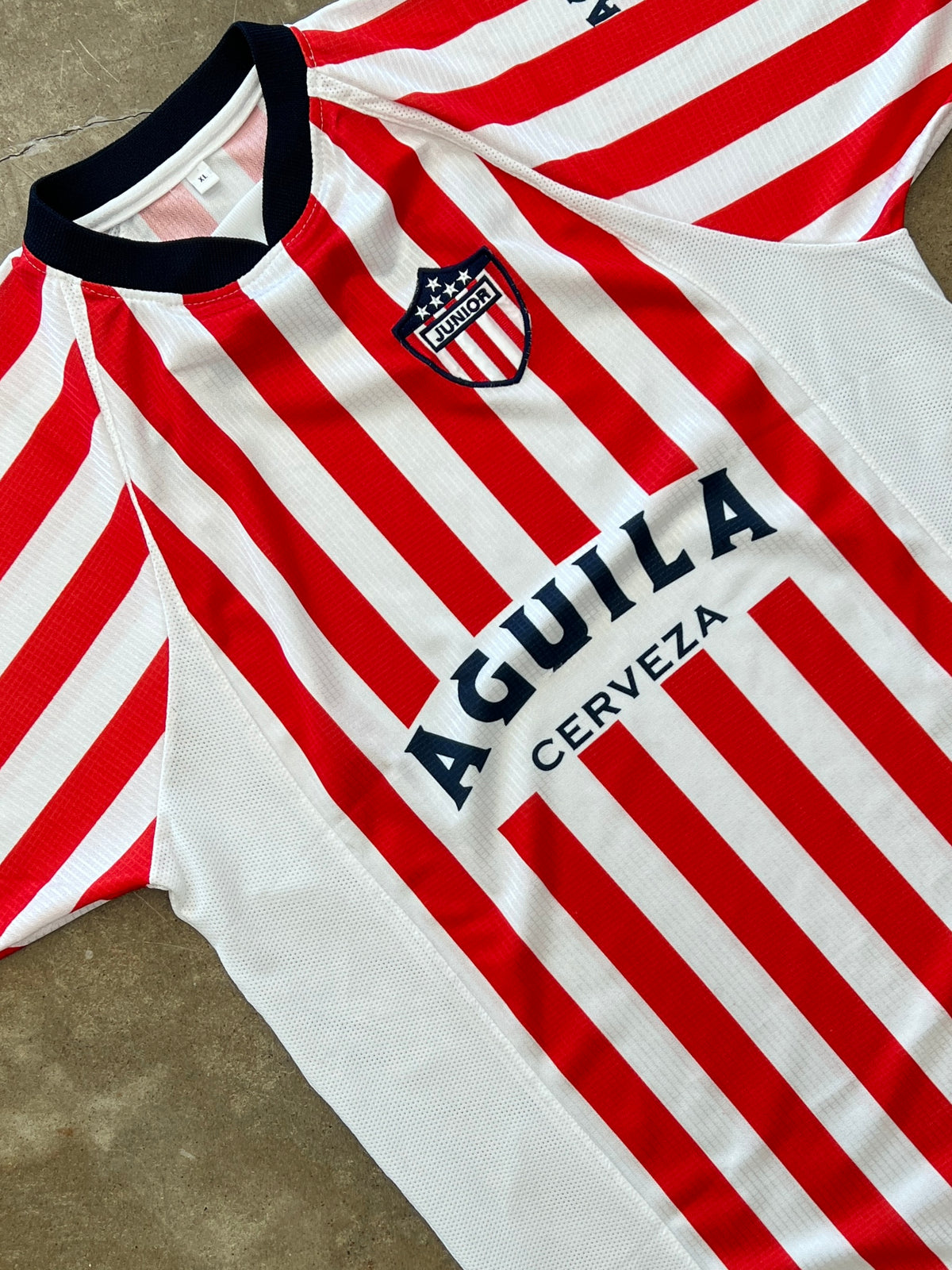 Aguila Cerveza Junior Fútbol Soccer Jersey XL