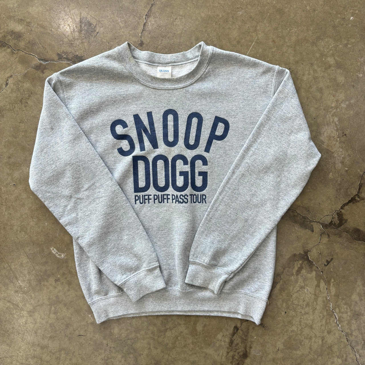 2004 Y2K Snoop Dogg Puff Puff Pass Tour Crewneck