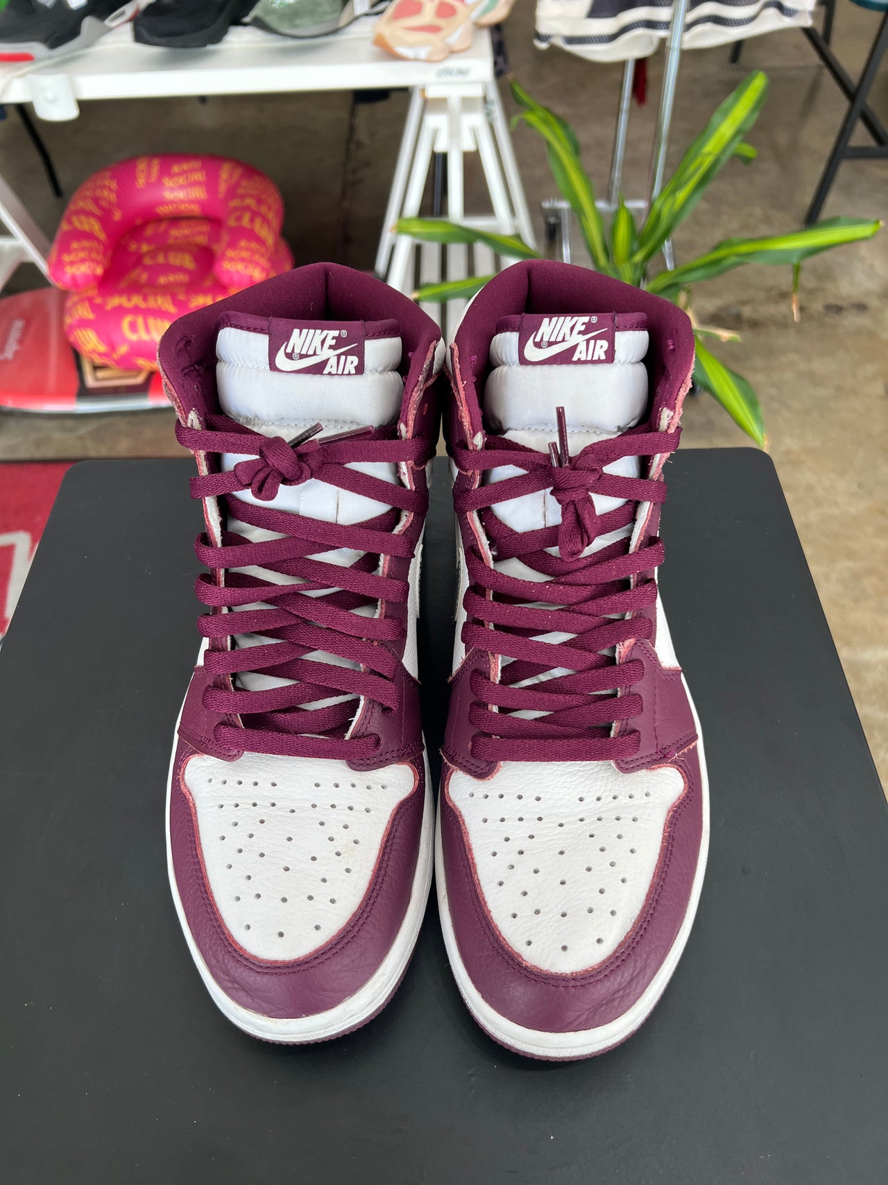 Air Jordan 1 Bordeaux (2021)