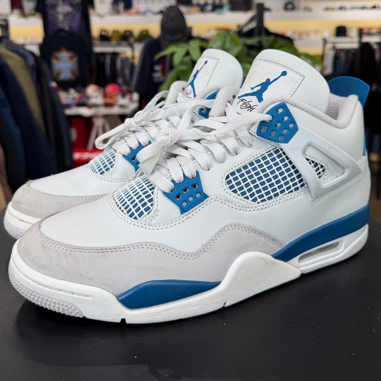 Air Jordan 4 Military Blue (2024)