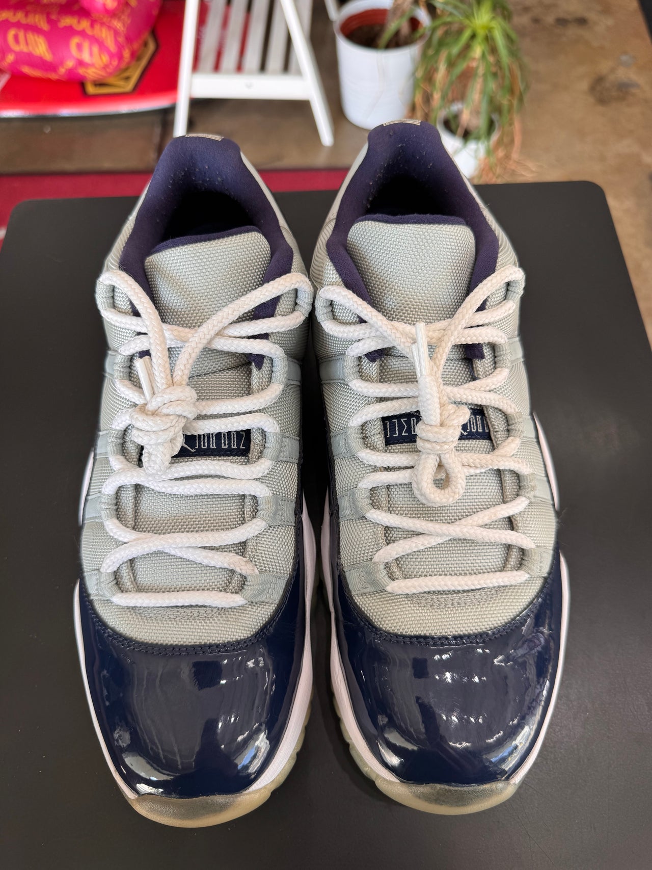 Air Jordan 11 Low Georgetown (2015)