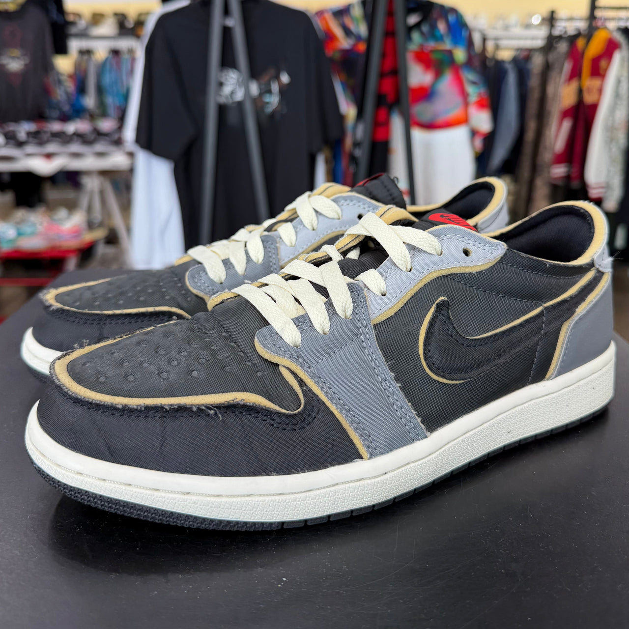 Air Jordan 1 Low Black Smoke Grey (2022)