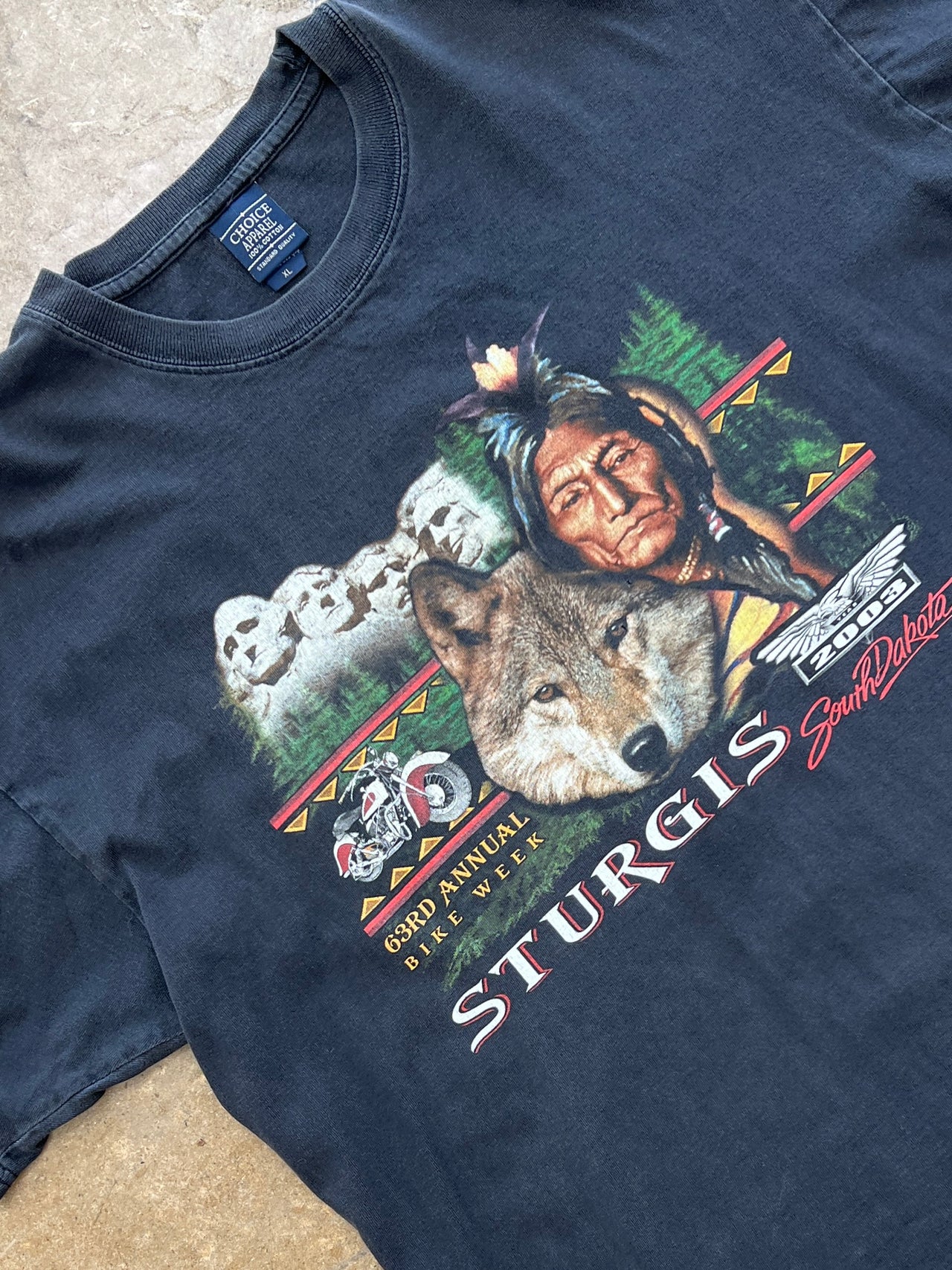 2003 Sturgis South Dakota Wolf Native Mount Rushmore Motorcycle Tee