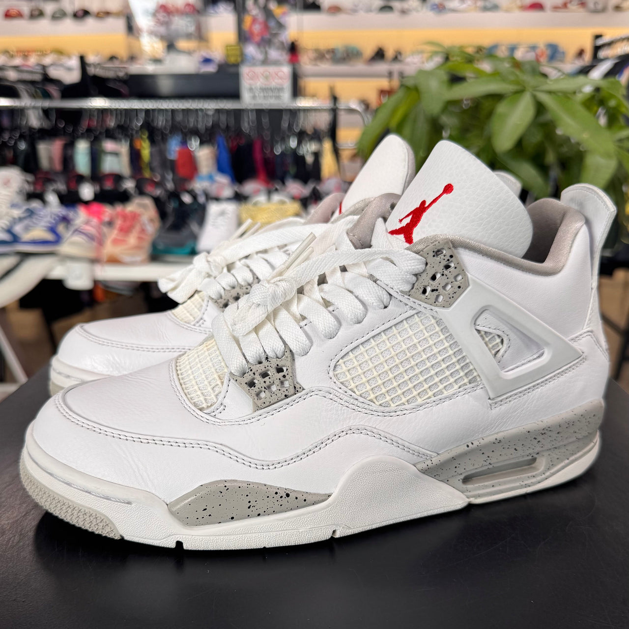 Air Jordan 4 White Oreo (2021)