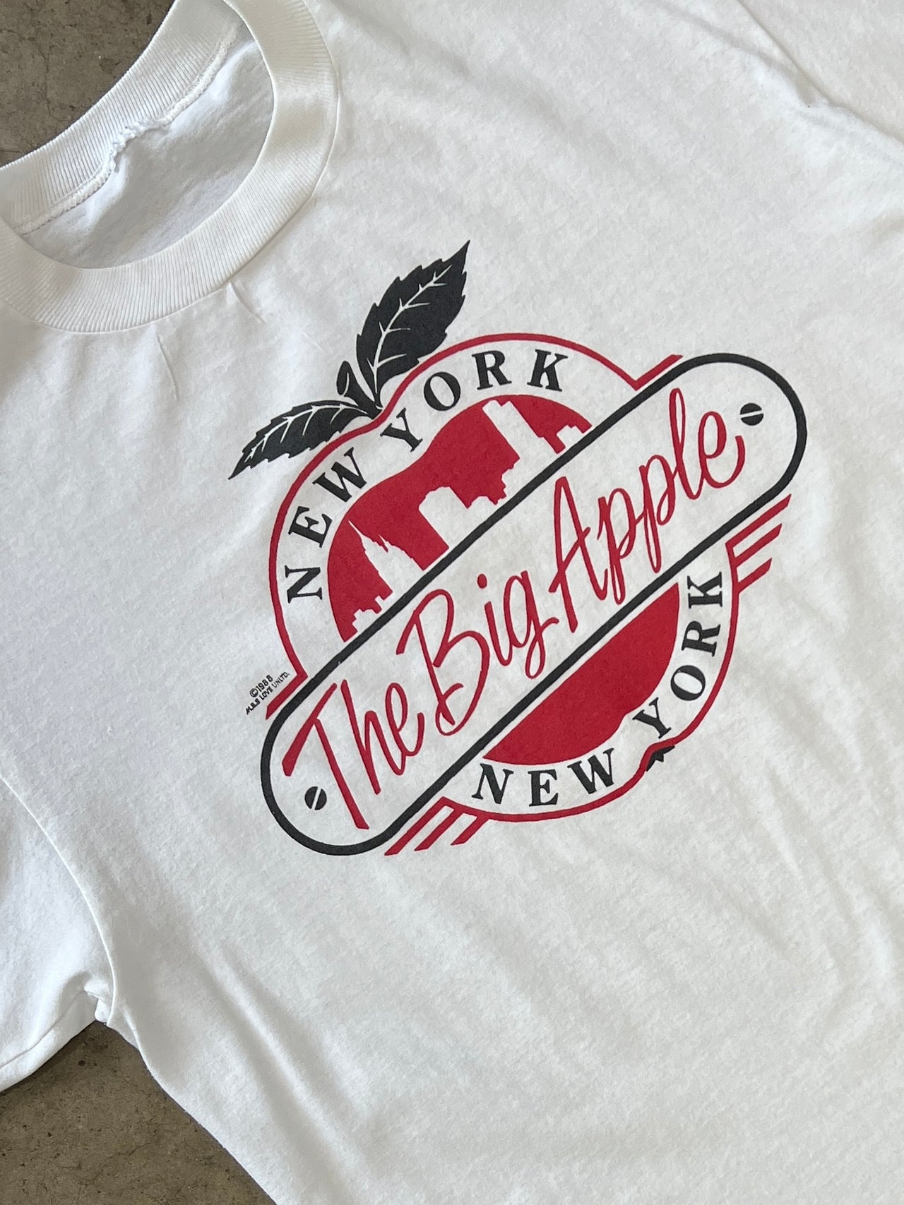 1988 The Big Apple New York Vacation Location Tee