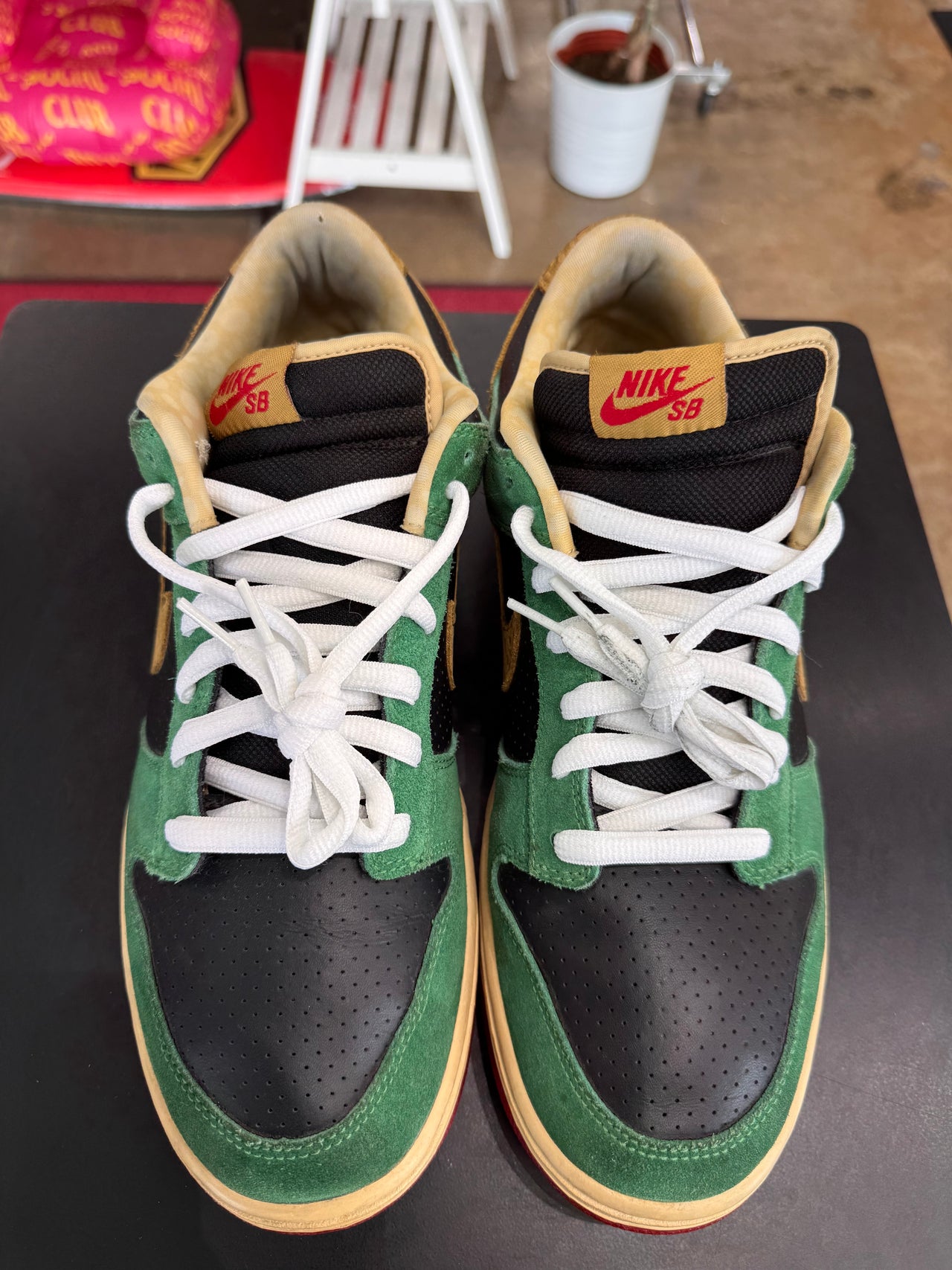 Nike SB Dunk Low Mill High Life (2010)