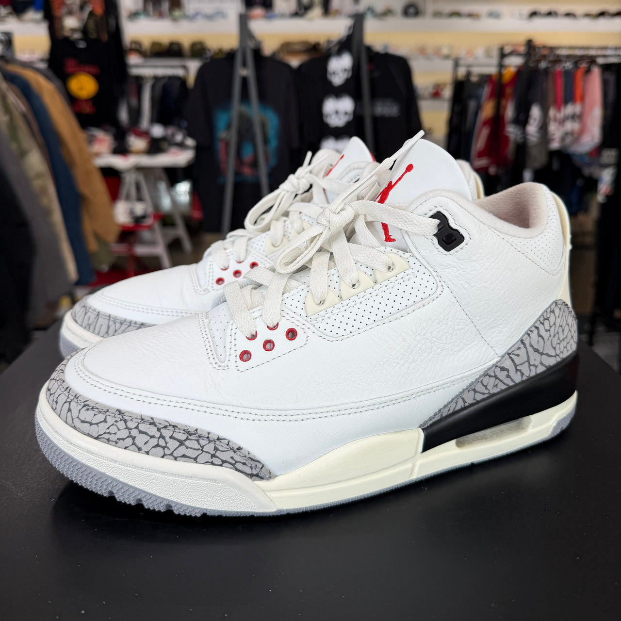 Air Jordan 3 White Cement Reimanged (2023)