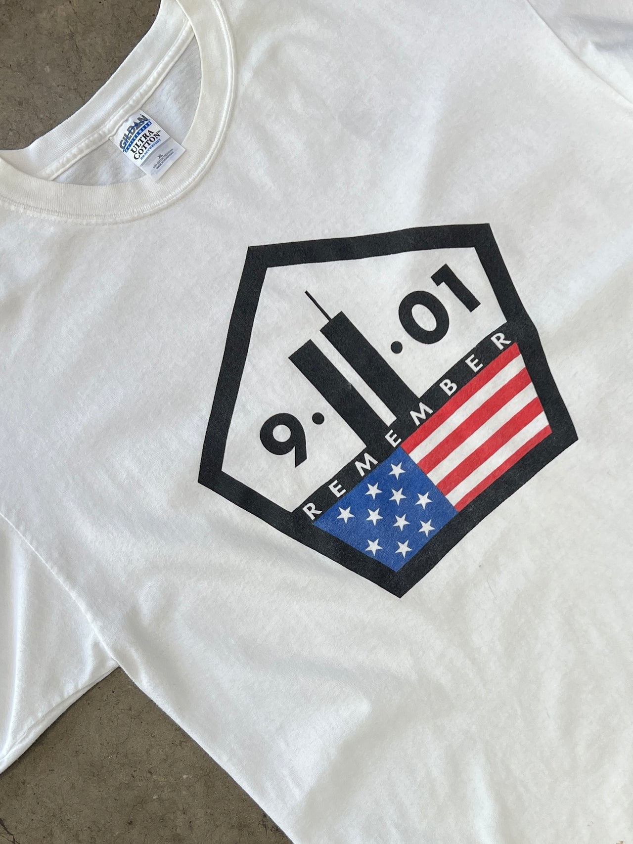 9/11 Remember Memorial Twin Towers Tee