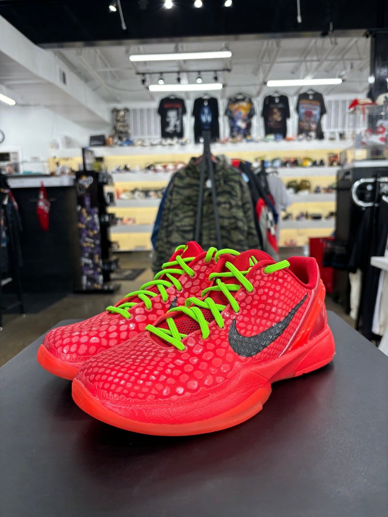 Nike Kobe 6 Proto Reverse Grinch GS Sz. 6.5Y