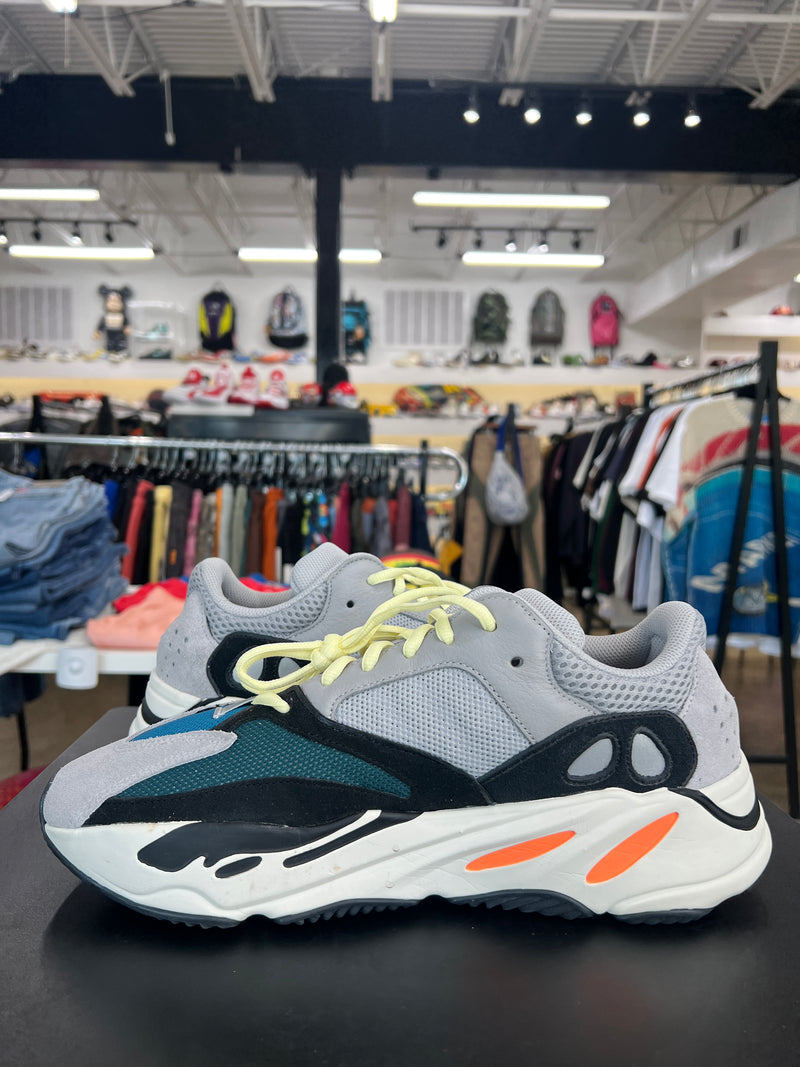 Yeezy 700 Waverunner