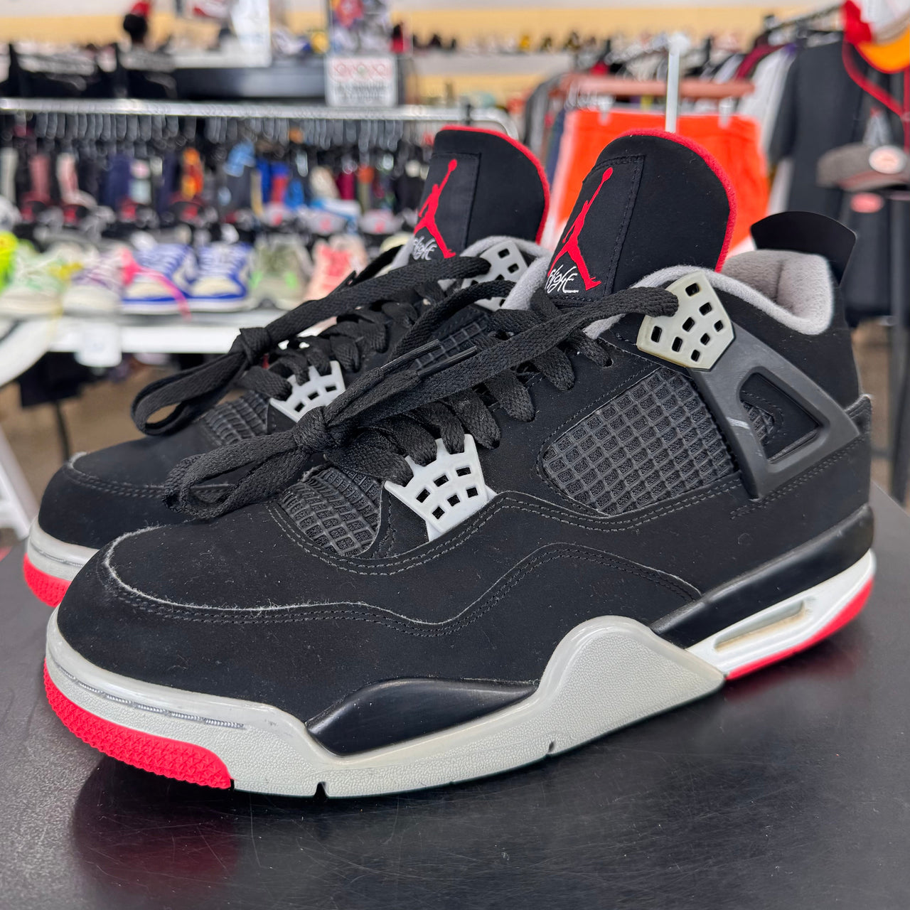 Air Jordan 4 Bred (2019)