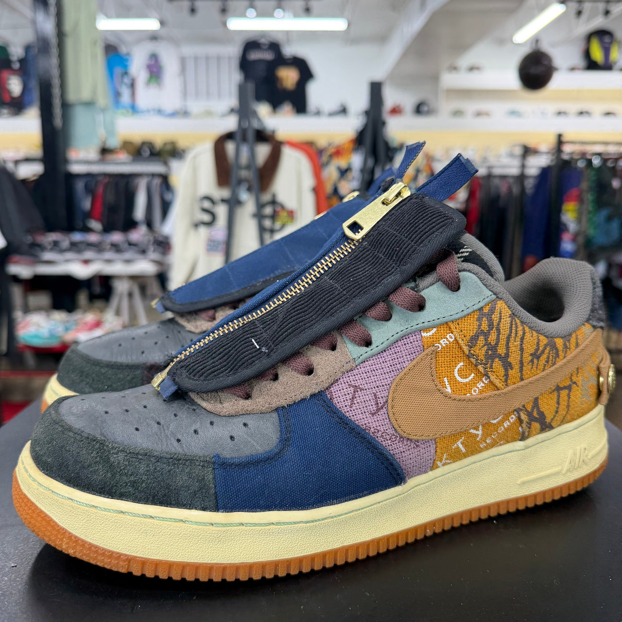 Nike Air Force 1 Low Travis Scott Cactus Jack (2019)