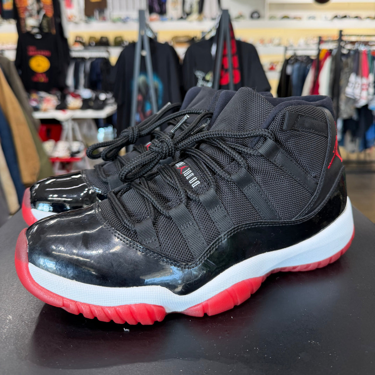Air Jordan 11 Playoff Bred (2012)