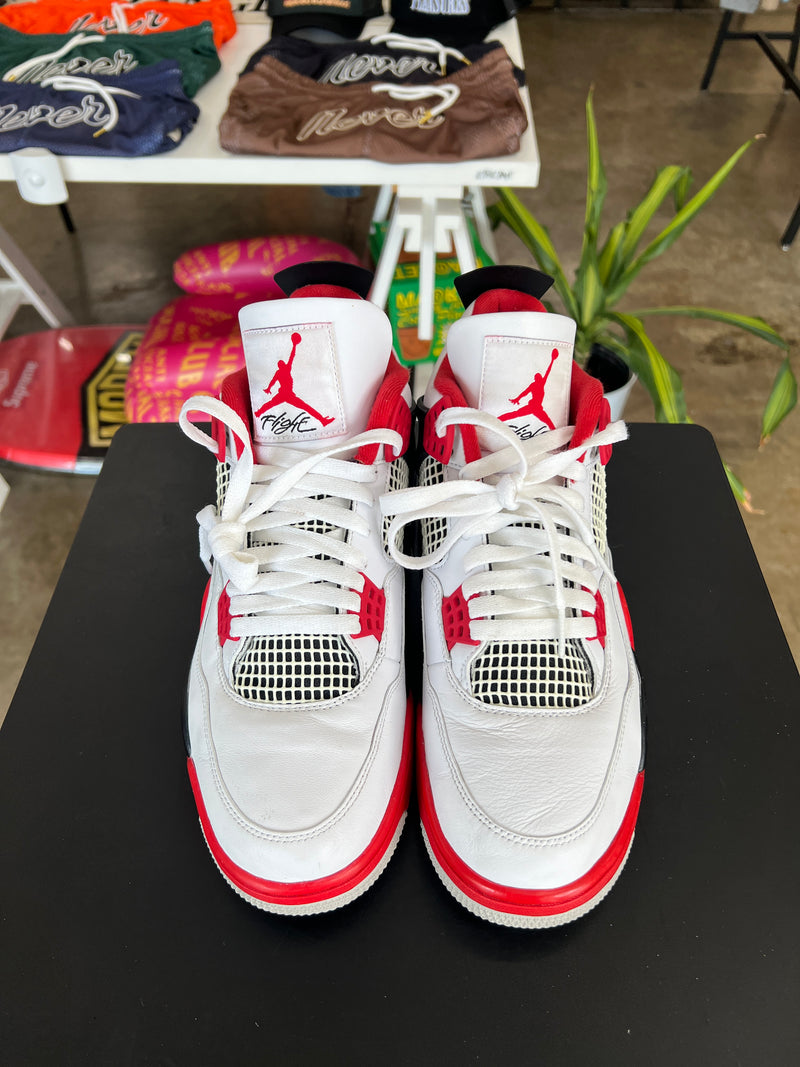 Air Jordan 4 Fire Red (2020)