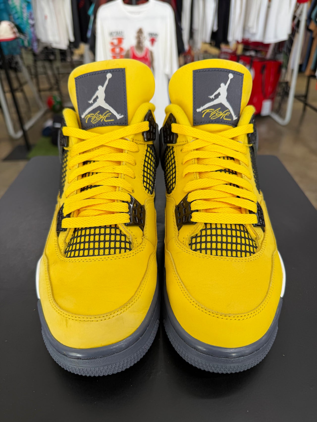Air Jordan 4 Lightning (2021)