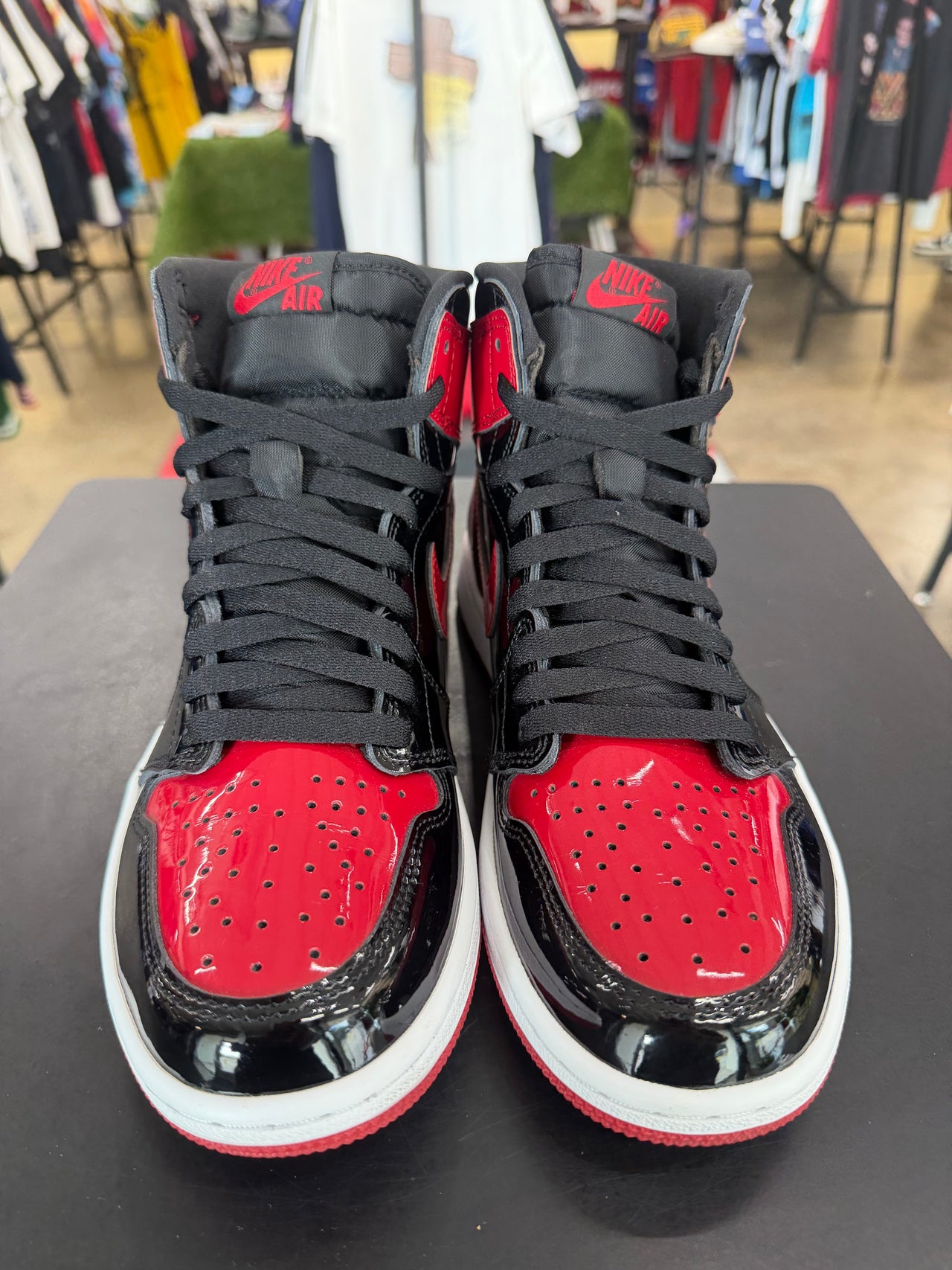 Air Jordan 1 Patent Bred (2021)