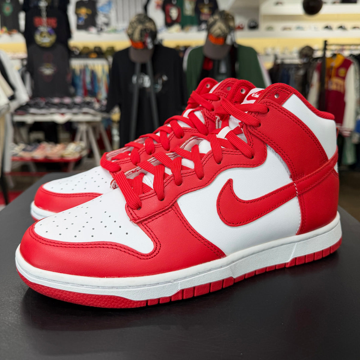 Nike Dunk High Championship Red (2022)
