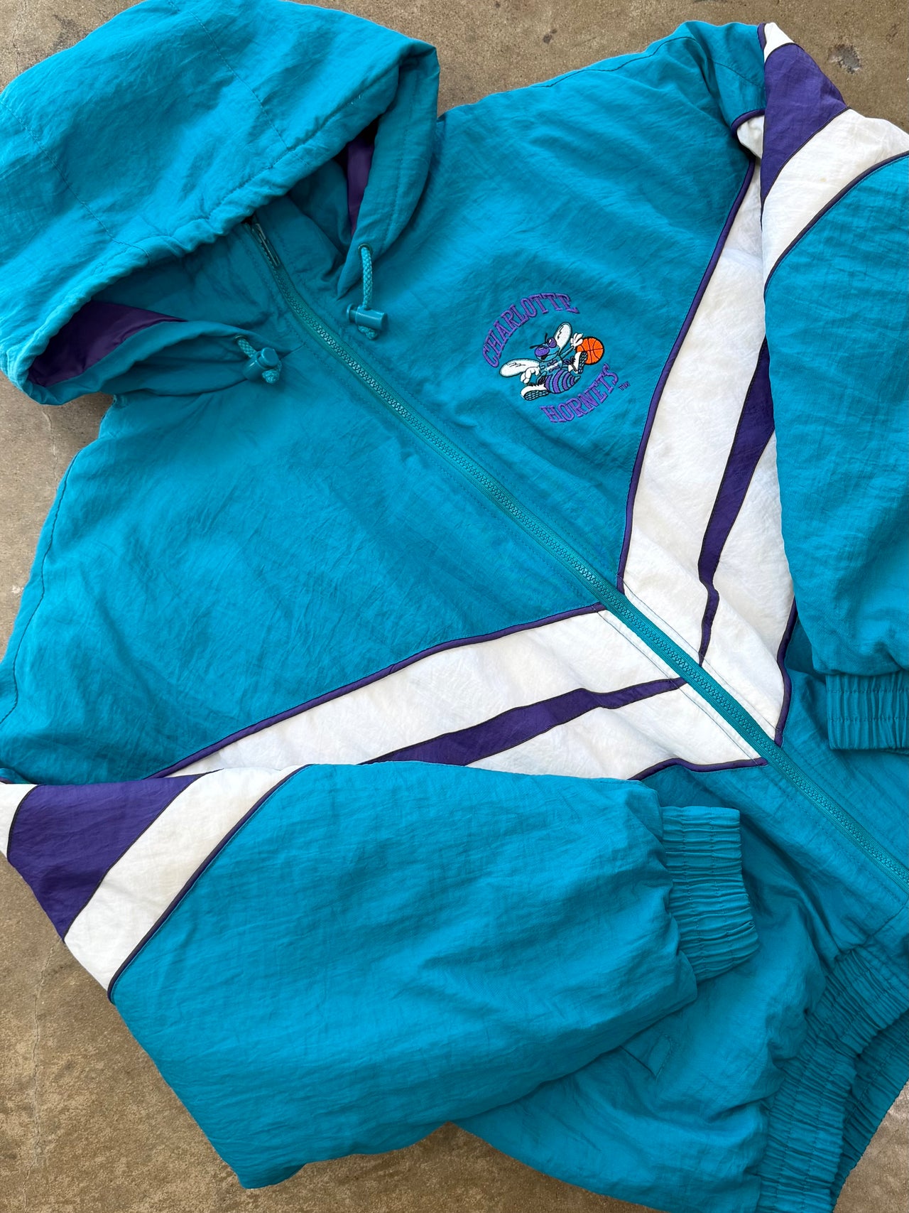 90s Fans Tag NBA Charlotte Hornets Jacket