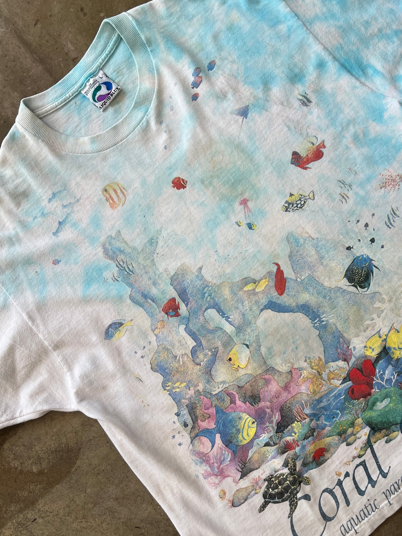 1992 Liquid Blue Ocean Oceanic Coral Reef Fish Nature Tee