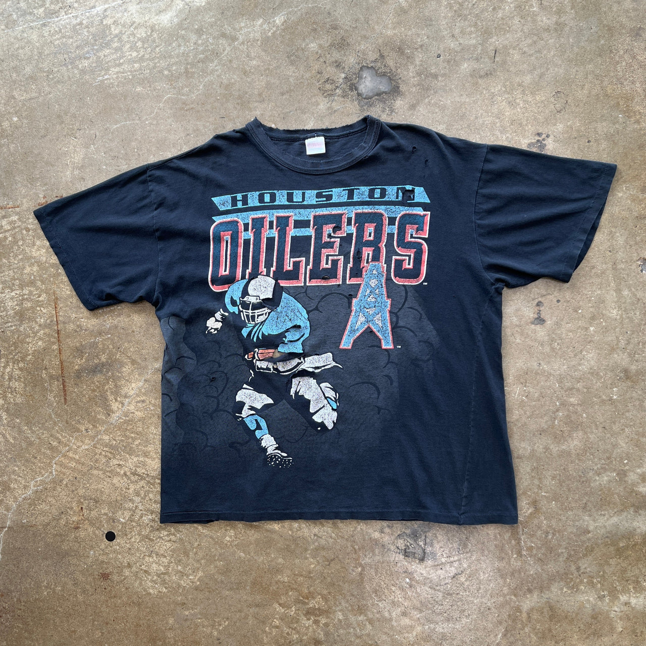 AOP 80s NFL Houston Oilers Thrashed Single Stitch Tee