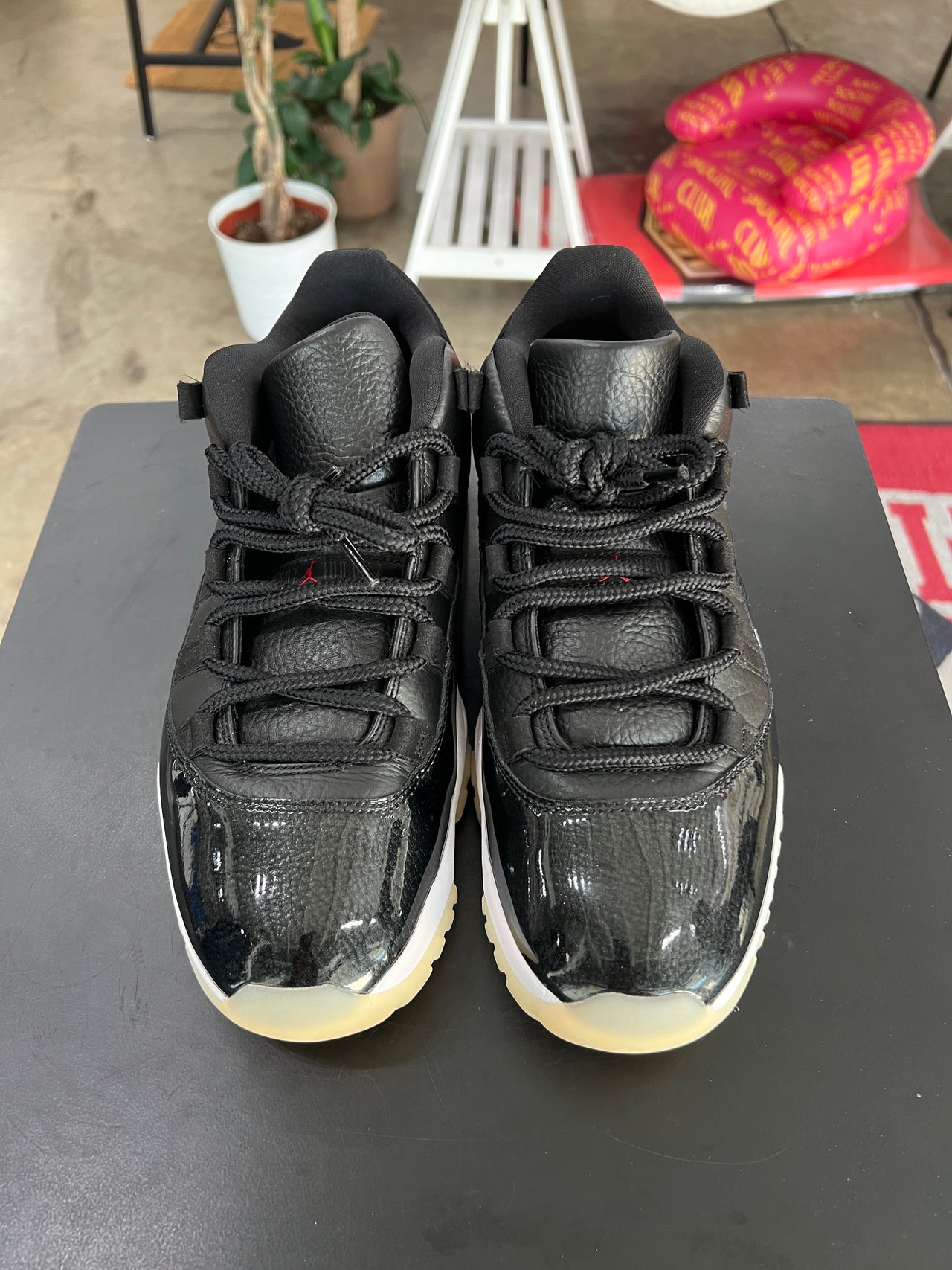 Air Jordan 11 Low 72-10 (2022)