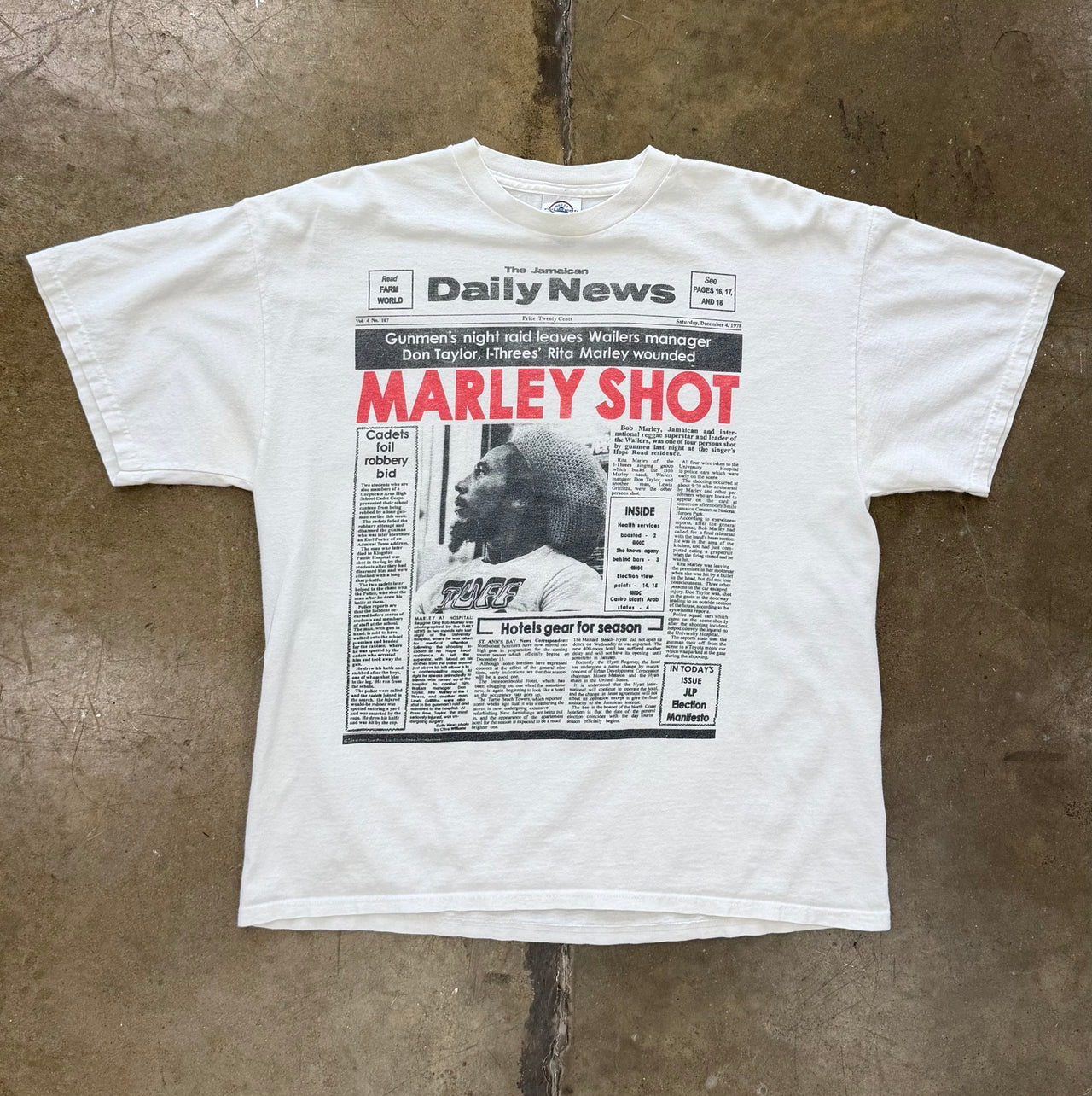 2000s Bob Marley Shot Daily Newspaper Music Tee