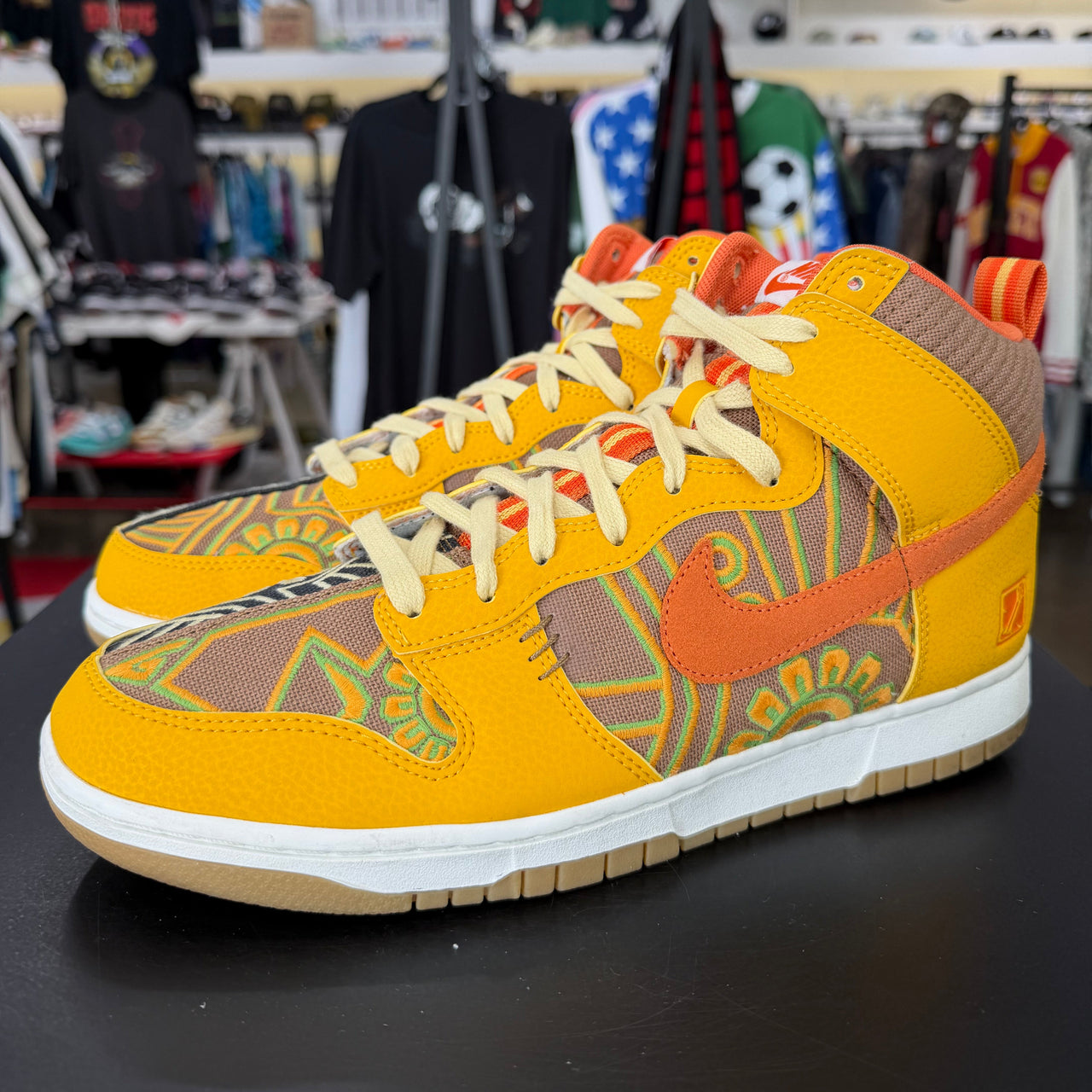 Nike Dunk High Somos Familia (2022)