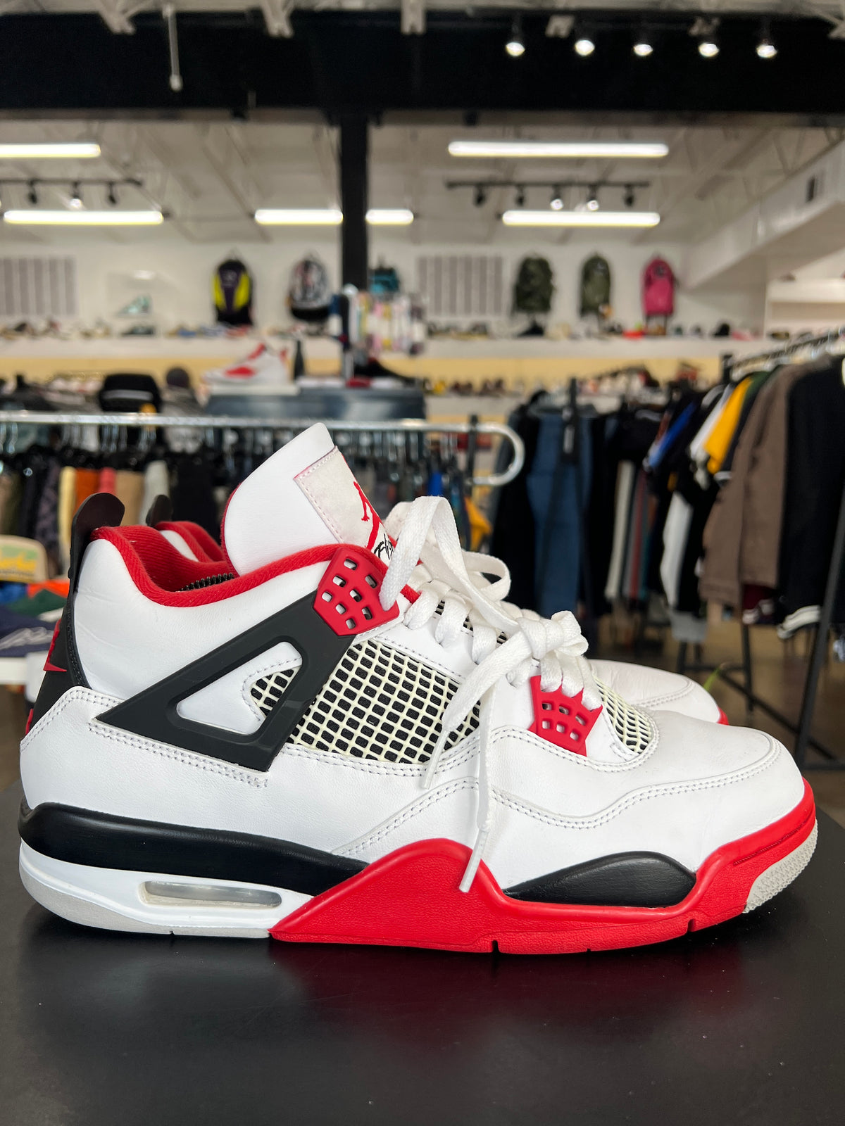 Air Jordan 4 Fire Red (2020)