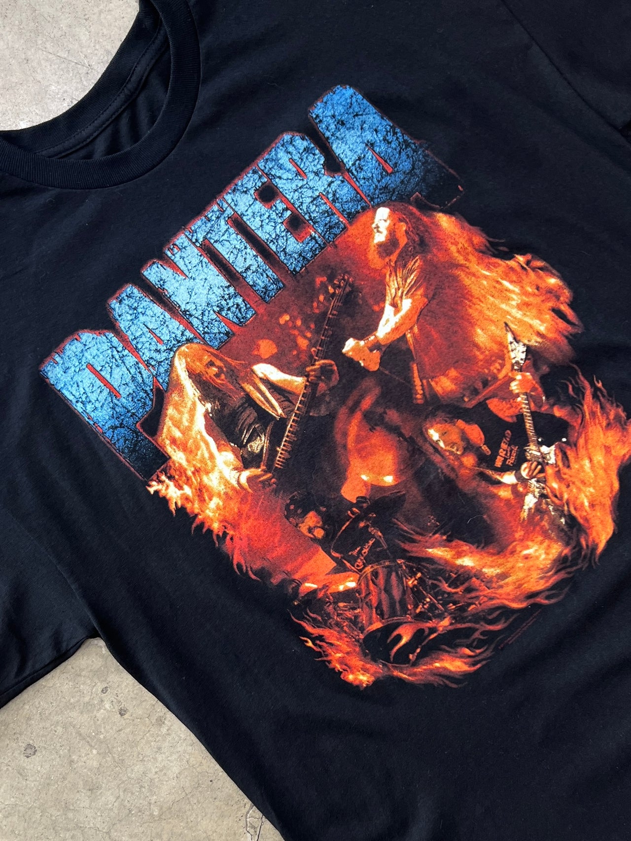 2004 Pantera Band Flames Concert Tee