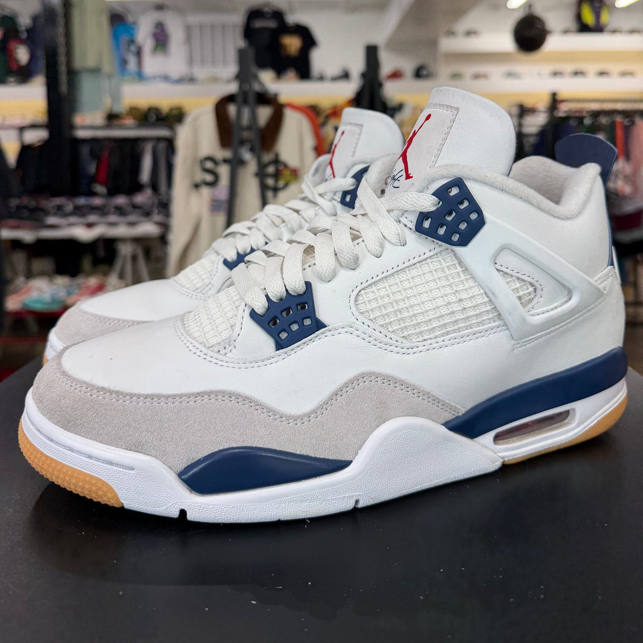 Air Jordan 4 SB Navy (2025)