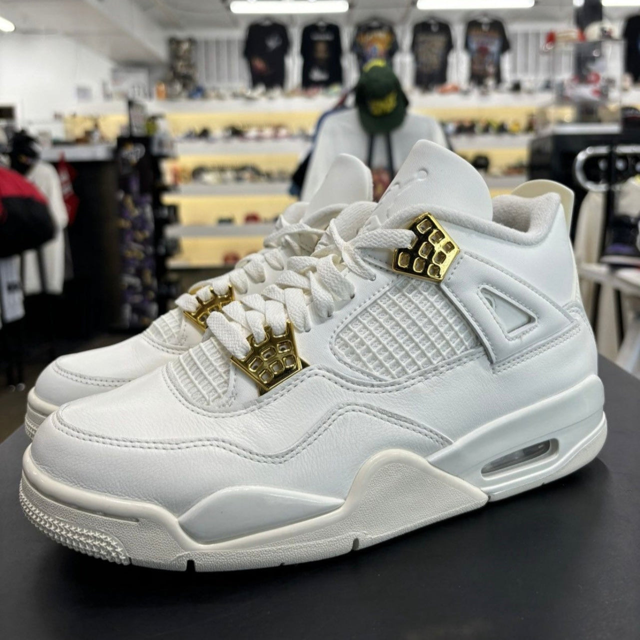 Air Jordan 4 Metallic Gold (2024)