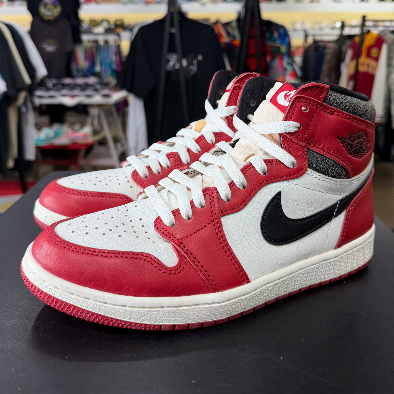 Air Jordan 1 Chicago Lost and Found (2022)