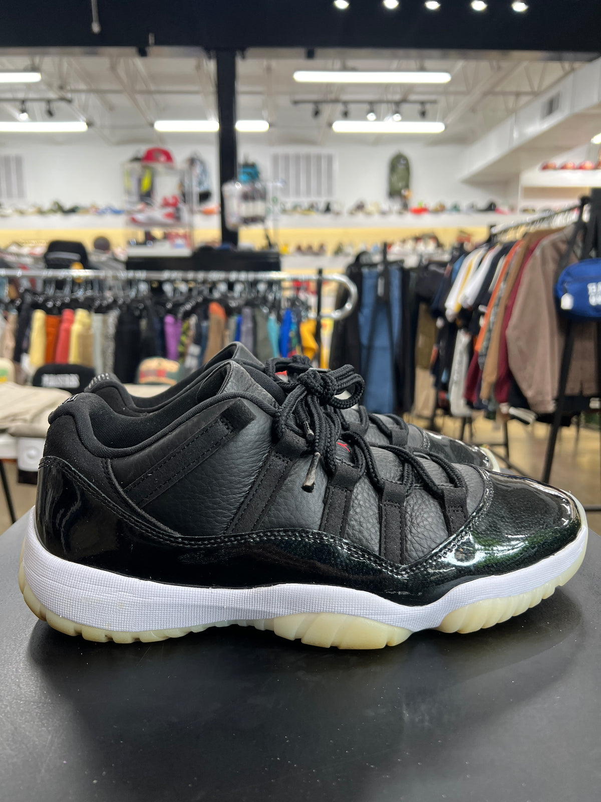 Air Jordan 11 Low 72-10