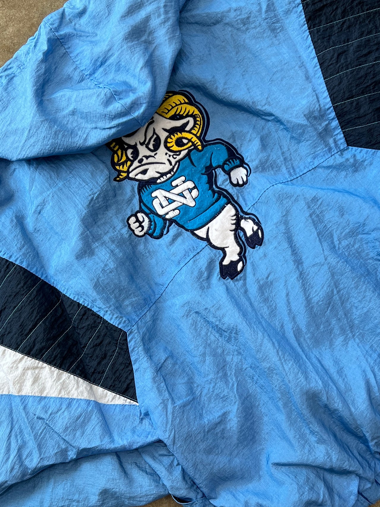 90s Starter UNC Tar Heels Windbreaker Hooded Pullover