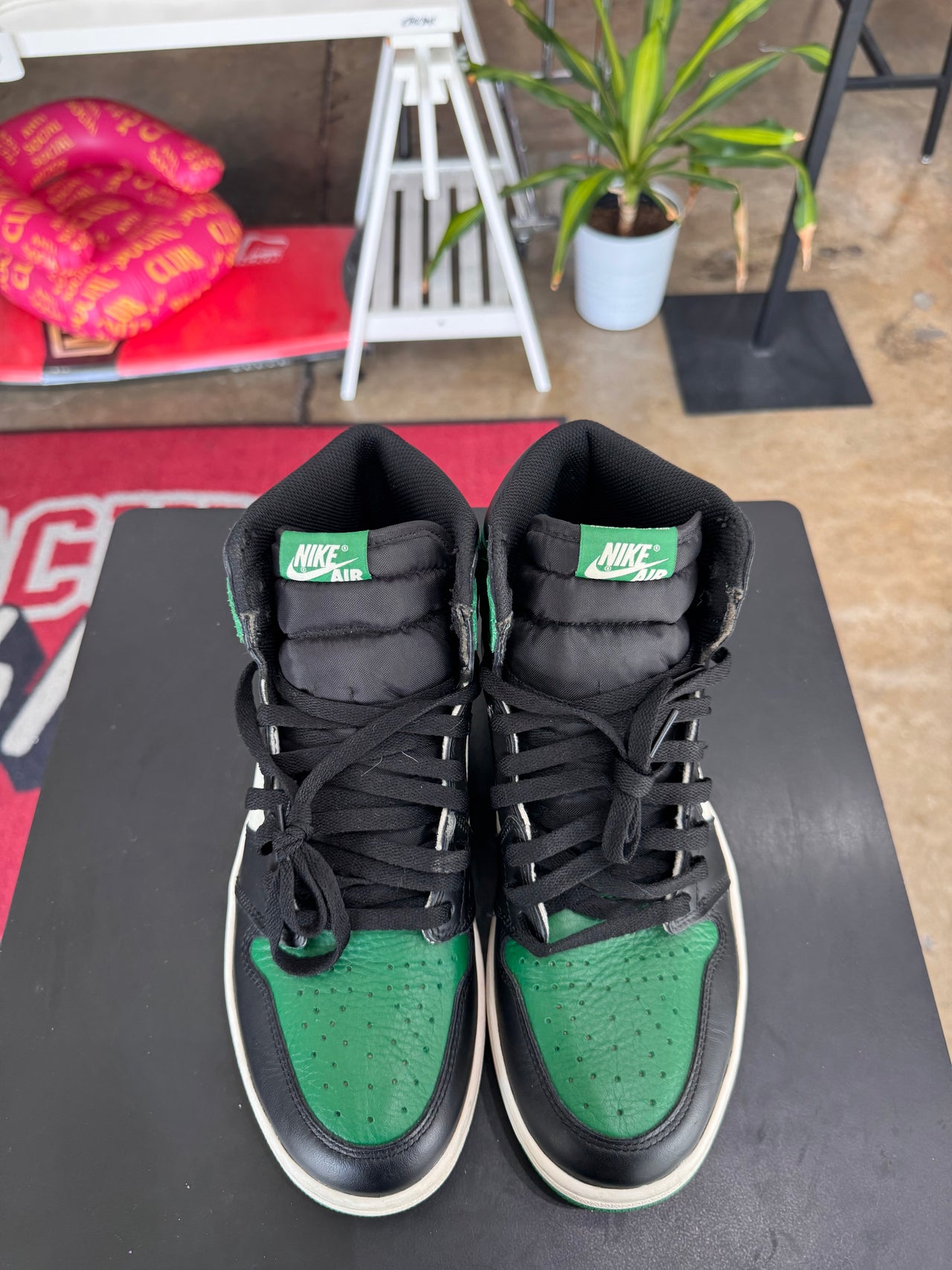 Air Jordan 1 Retro High Pine Green (2018)