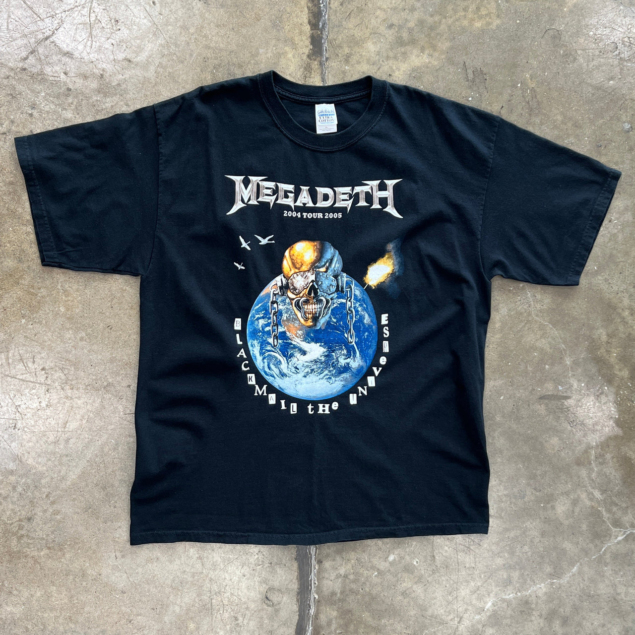 2004 Megadeth Black Mall the Universe Tour Band Tee