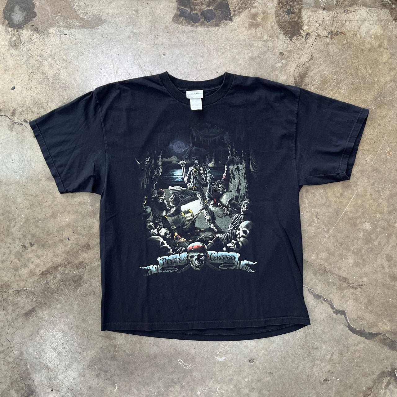 2003 Pirates of the Caribbean Walt Disney Movie Tee