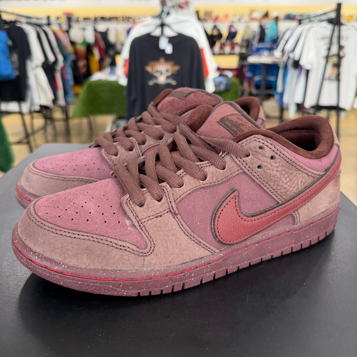 Nike SB Dunk Low City of Love Burgundy Crush (2024)