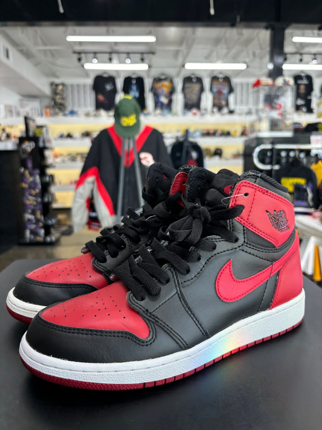 Air Jordan 1 Banned Bred Sz. 6Y (2016)