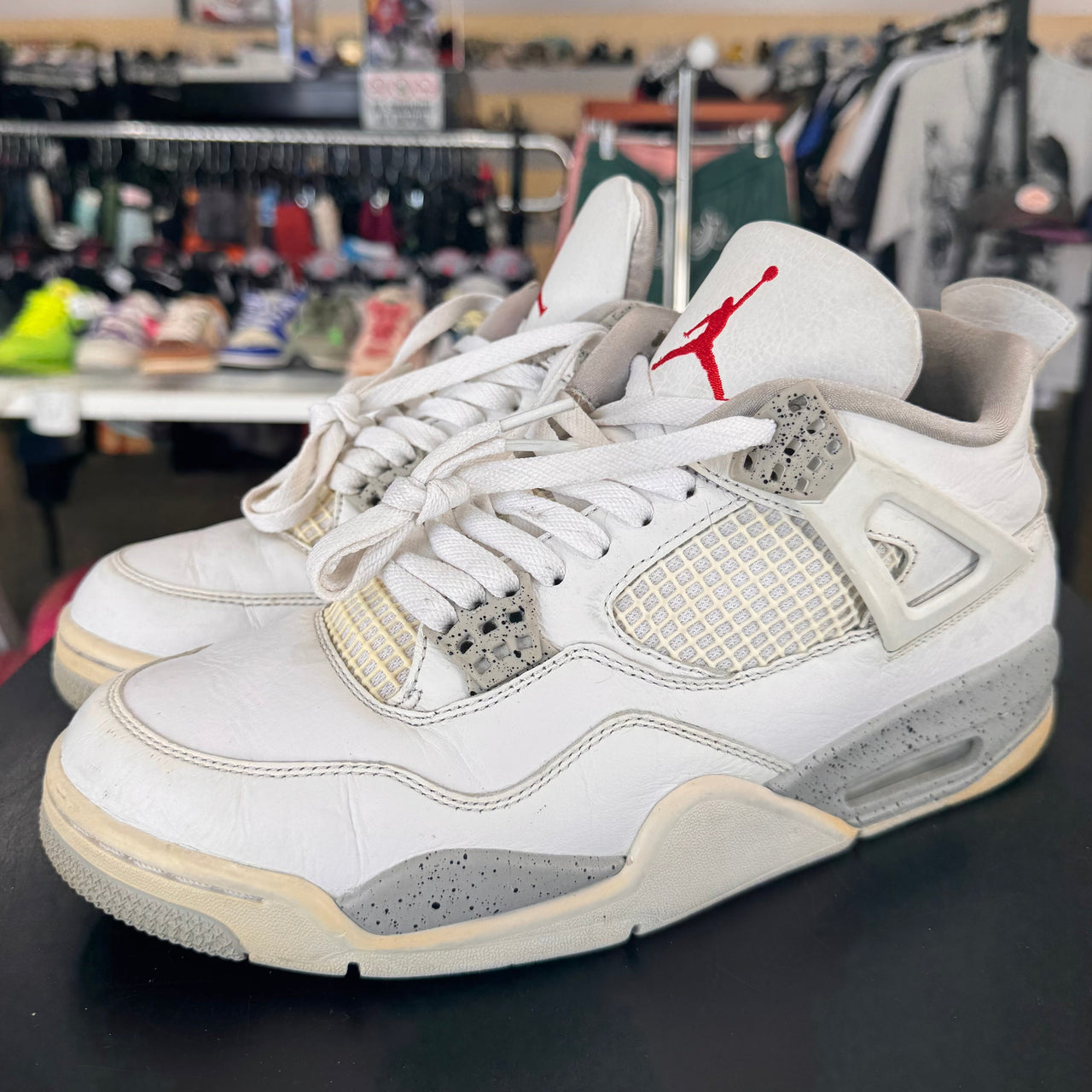 Air Jordan 4 White Oreo (2021)