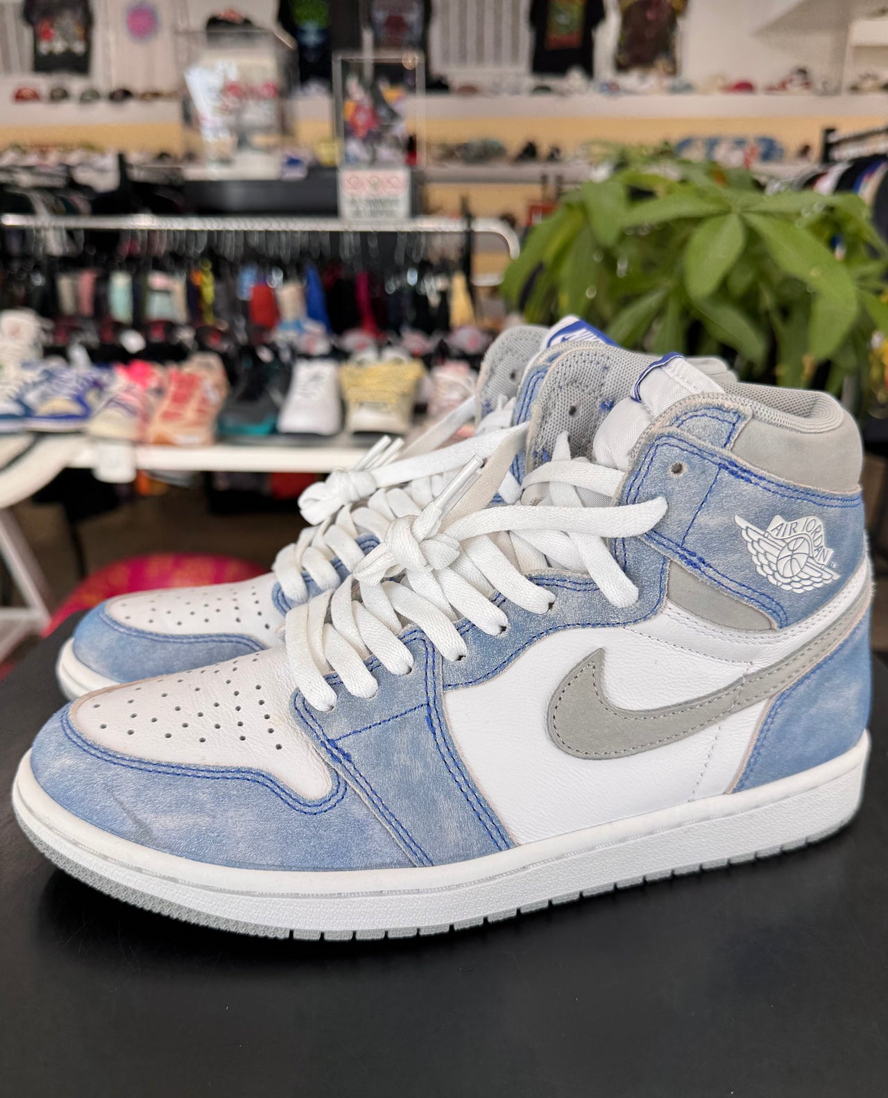 Air Jordan 1 Retro High Hyper Royal Smoke Grey (2021)